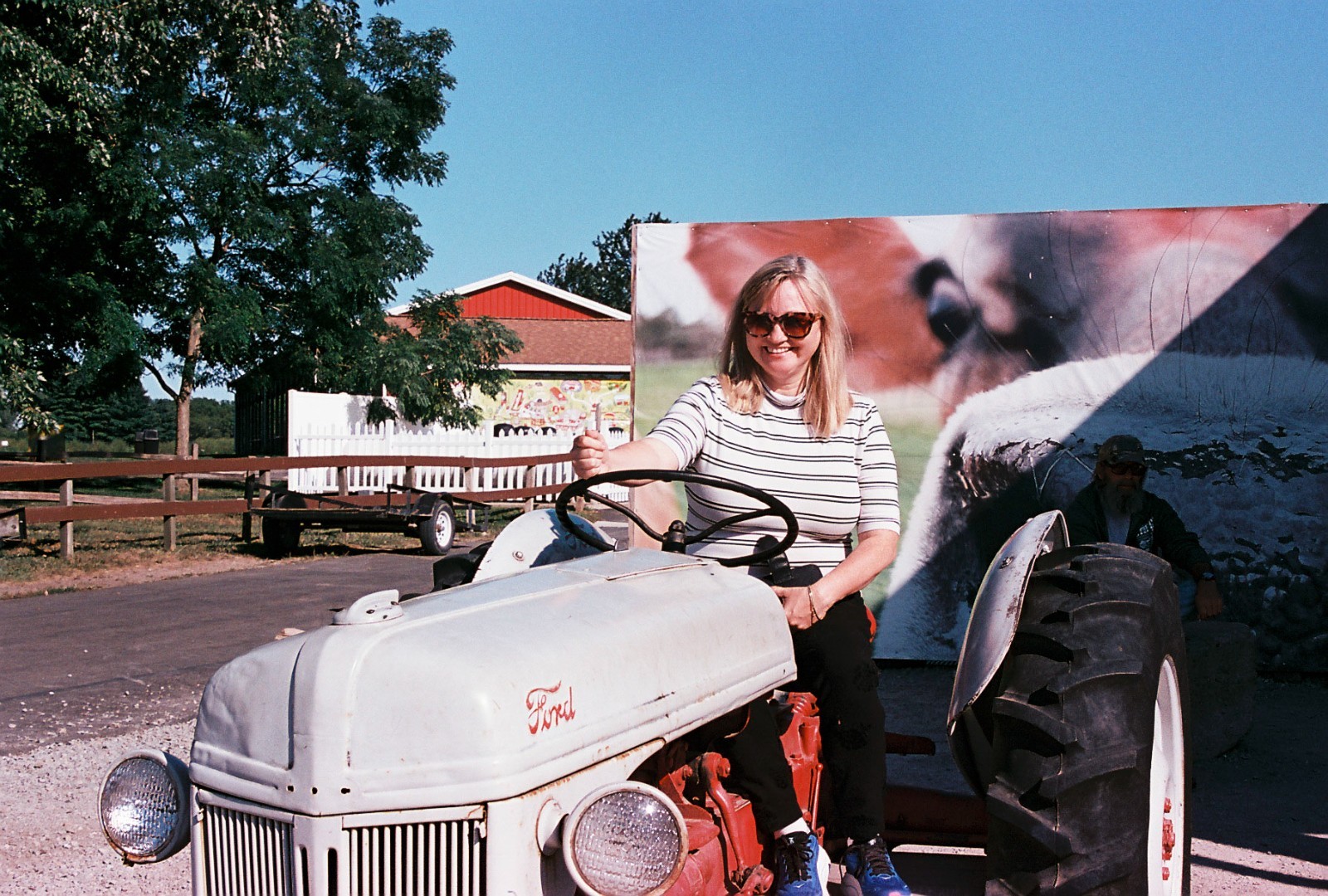 Aerostar 35mm maskless color film on Kodak Aerocolor IV base, C-41 or E-6 process