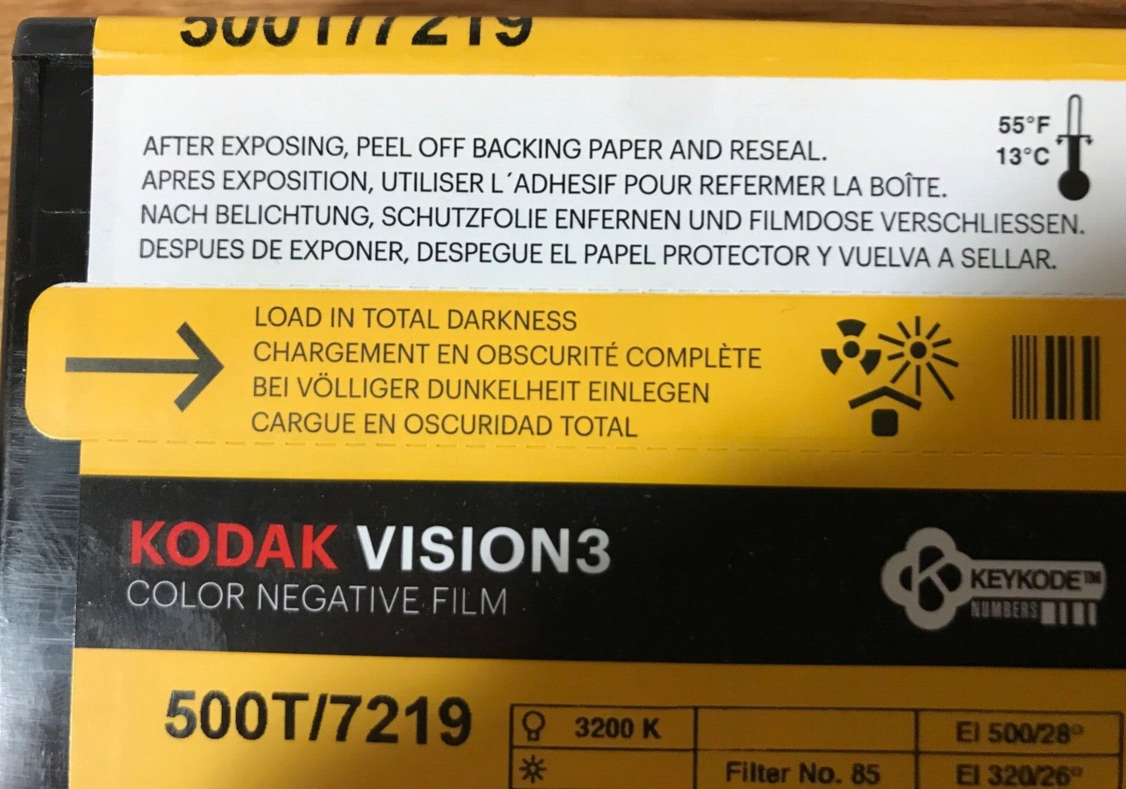 Kodak Vision3 500T 16mm color negative film #7219, 100ft roll