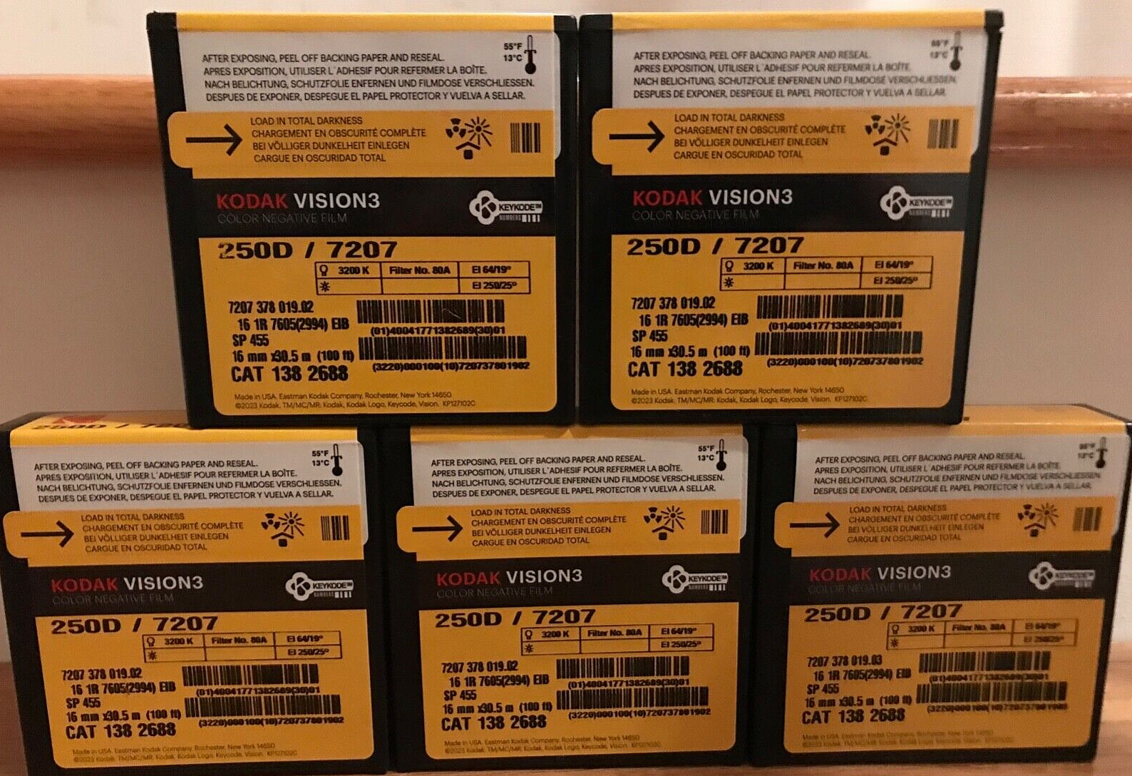 Kodak Vision3 250D 16mm color negative film #7207, 100ft roll