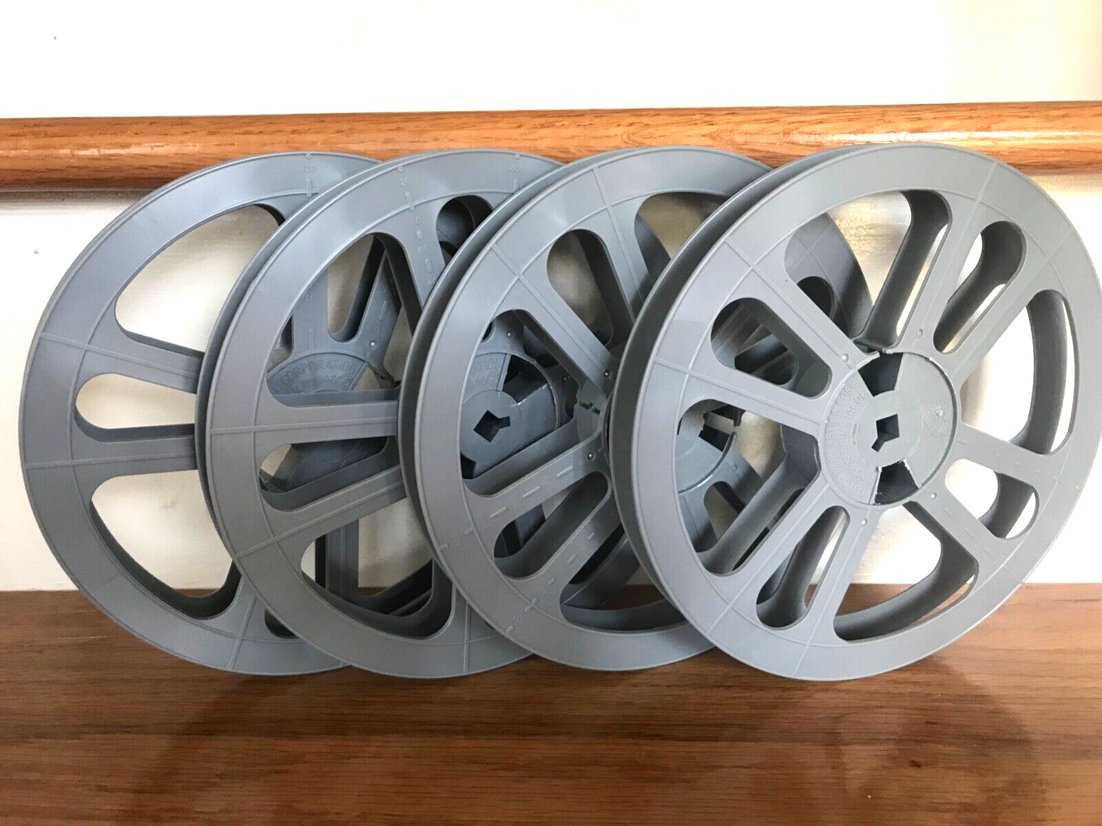 16mm 400ft grey plastic movie film reels, pack of 4