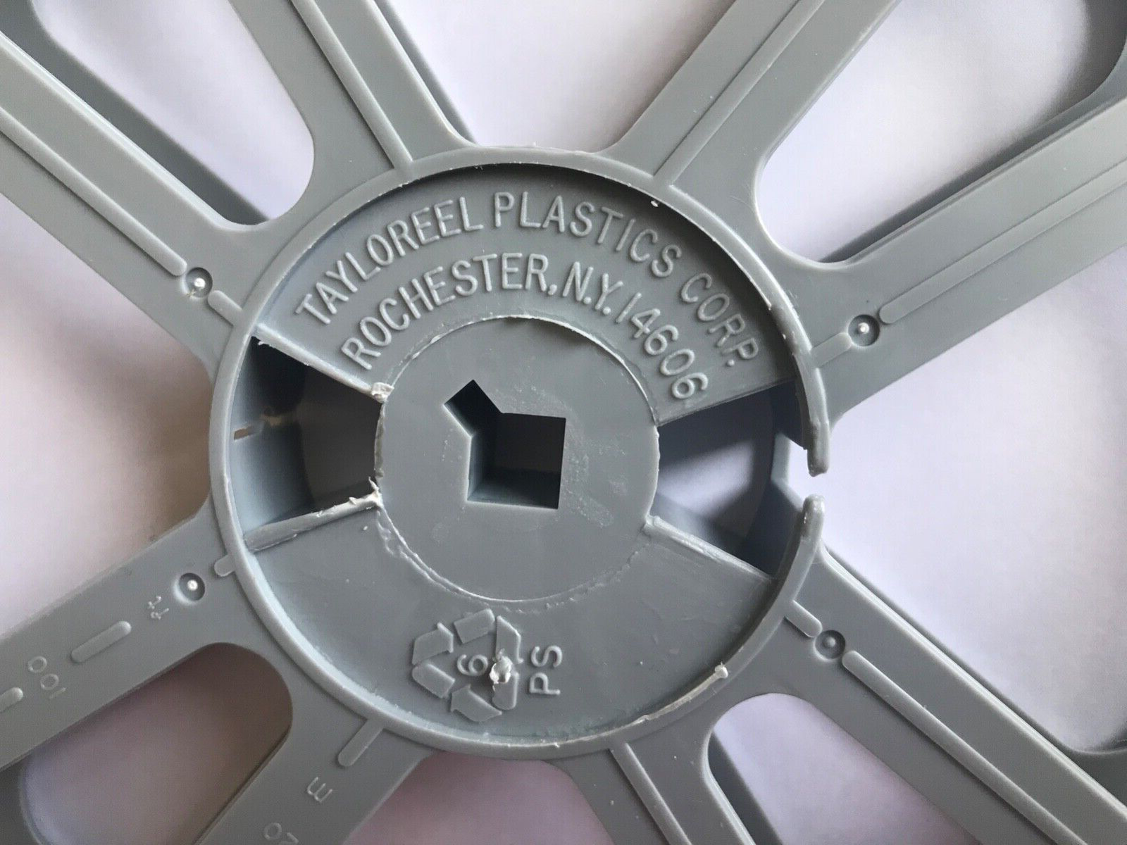 16mm 400ft grey plastic movie film reels, pack of 4