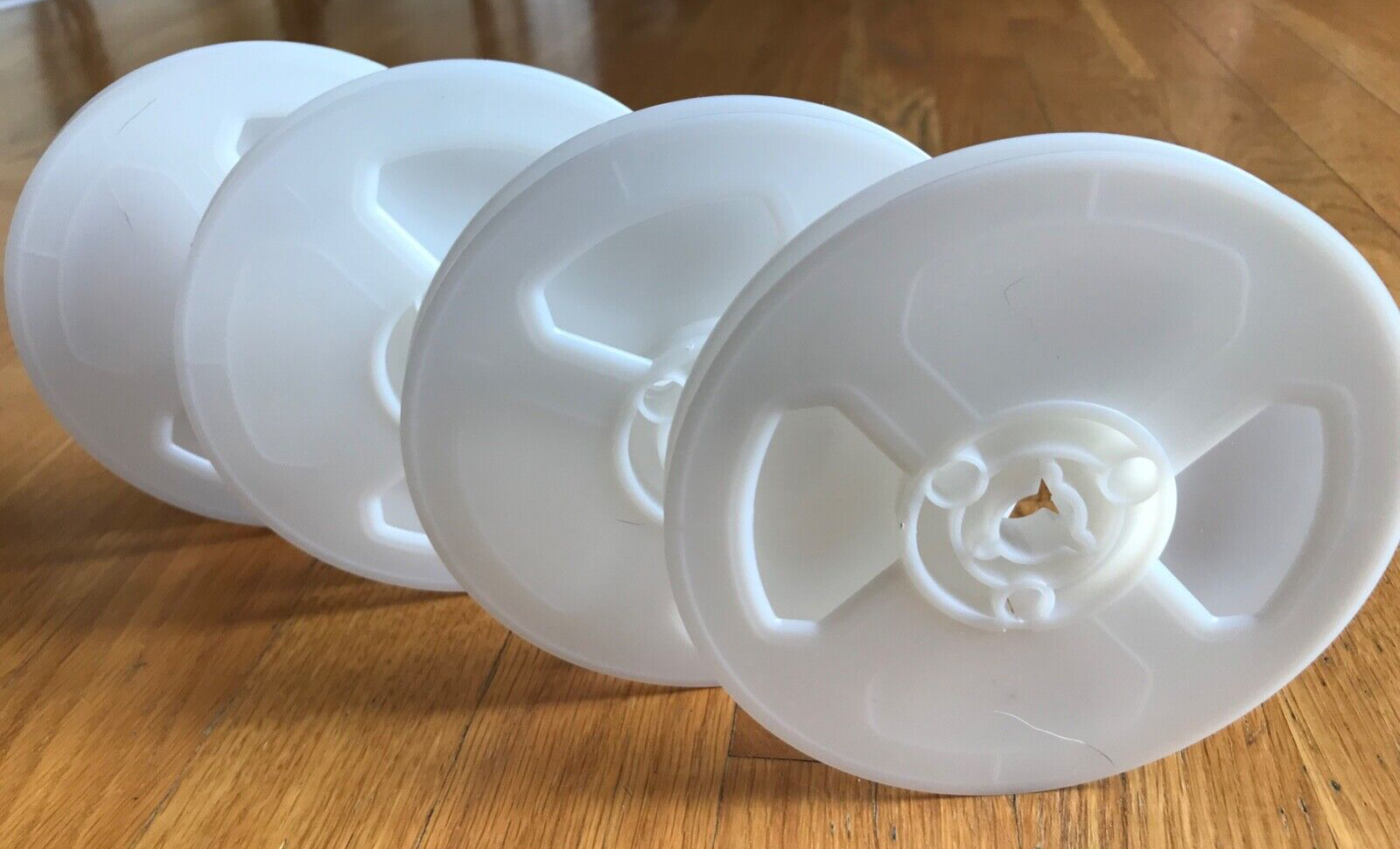 Super 8 200ft white plastic movie film reels, pack of 4
